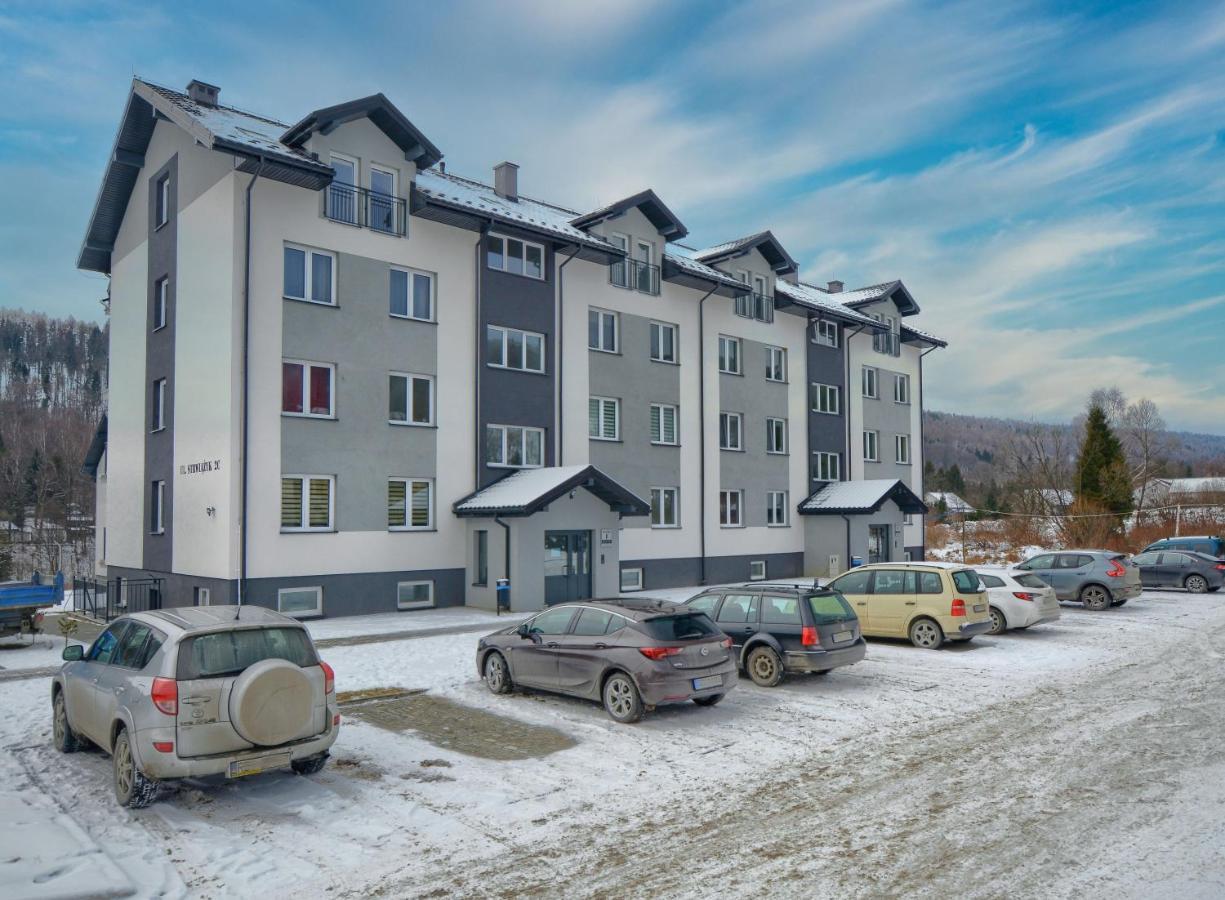 Апартаменти Retro Bieszczady Устрики-Долішні Екстер'єр фото